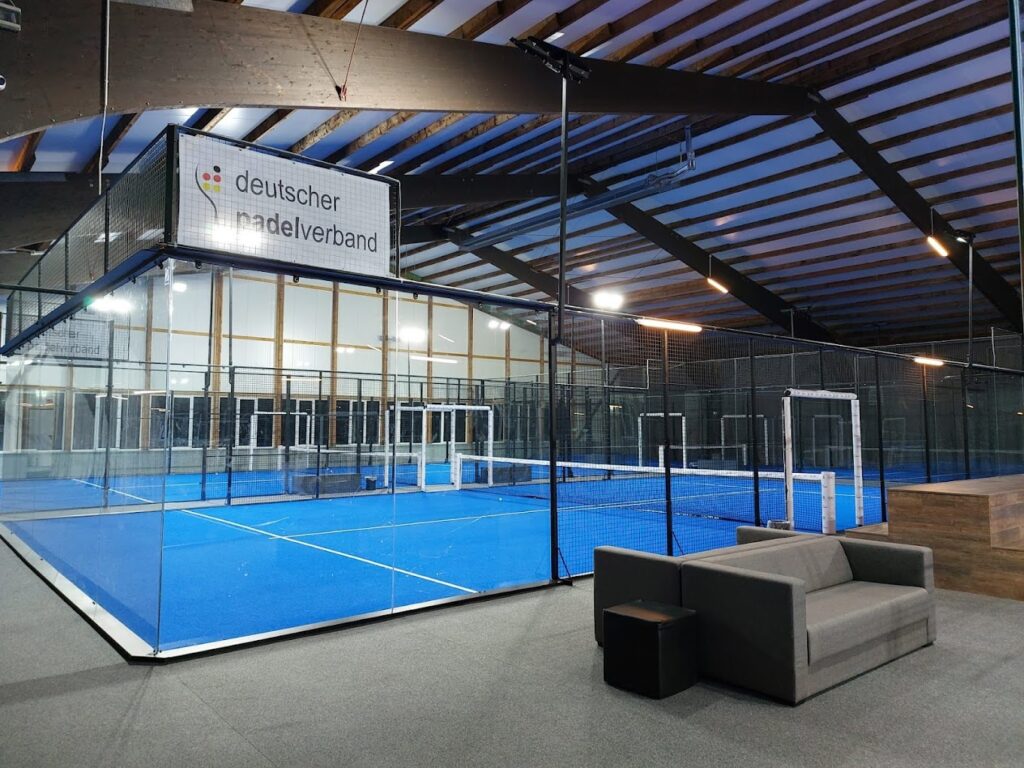 Hanse Padel bietet die derzeit größte Padel Halle in Deutschland (Foto: Hanse Padel)